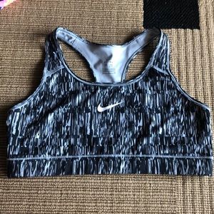 Sports bra